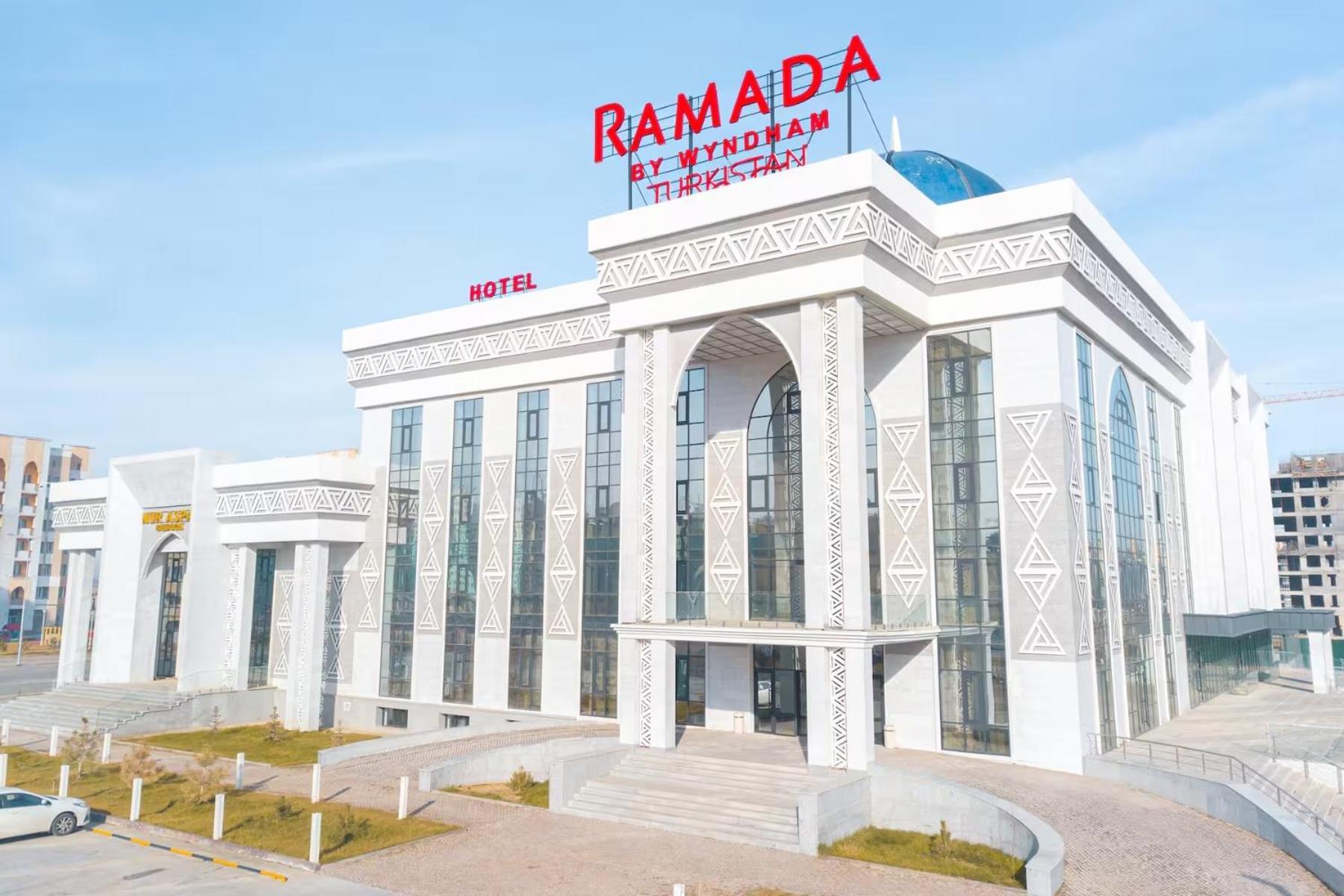Ramada By Wyndham Turkistan Exterior foto